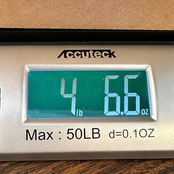 Over 4lbs of Fun Jewelry!! - Picture 9 of 10